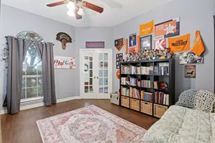 10019 Red Mesa Dr, Houston, TX 77095 - Photo 7