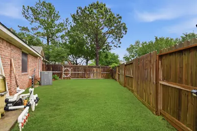 10019 Red Mesa Drive, Houston, TX 77095 - Photo 23