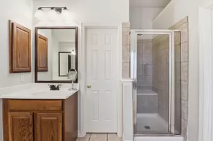 10019 Red Mesa Dr, Houston, TX 77095 - Photo 15