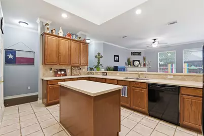 10019 Red Mesa Drive, Houston, TX 77095 - Photo 7
