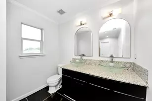 1910 Fallow Ln, Houston, TX 77049 - Photo 15