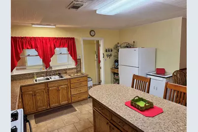 4501 Lawndale Avenue, Groves, TX 77619 - Photo 13