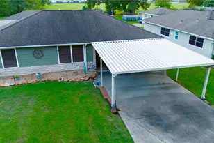 4501 Lawndale Ave, Groves, TX 77619 - Photo 3