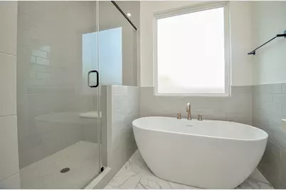 204 Burr Street #G, Houston, TX 77011 - Photo 15