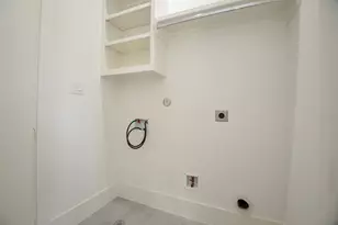 204 Burr St, Houston, TX 77011 - Photo 21