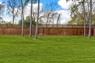 1607 Pinot Cir, Houston, TX 77055 - Photo 41