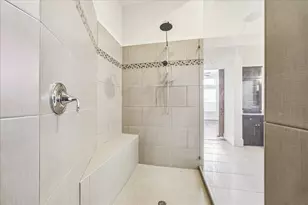 1607 Pinot Cir, Houston, TX 77055 - Photo 19