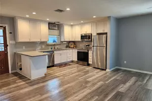 13279 Southshore Dr, Conroe, TX 77304 - Photo 5