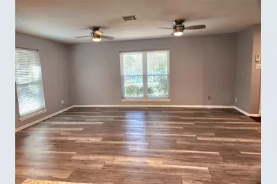 13279 Southshore Drive, Conroe, TX 77304 - Photo 9