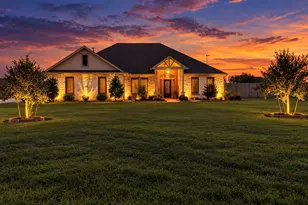 4542 Pineloch Bayou Dr, Baytown, TX 77523 - Photo 3