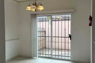 12300 Brookglade Cir, Houston, TX 77099 - Photo 5