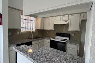 12300 Brookglade Cir, Houston, TX 77099 - Photo 7