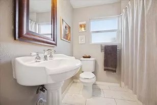 5651 Truett St, Houston, TX 77023 - Photo 15