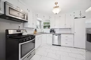 5651 Truett St, Houston, TX 77023 - Photo 9