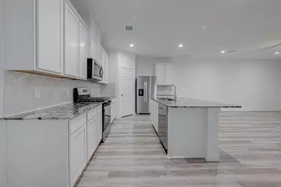 13426 Sombrero Cay Drive, Houston, TX 77047 - Photo 11