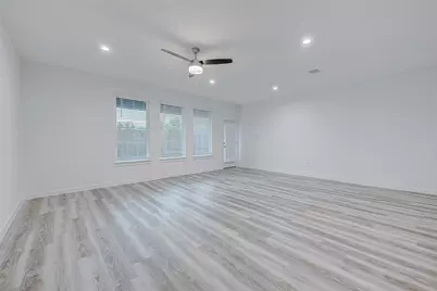 13426 Sombrero Cay Drive, Houston, TX 77047 - Photo 13