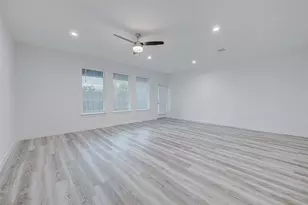 13426 Sombrero Cay Dr, Houston, TX 77047 - Photo 13