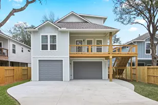 3613 Pecan Dr, Bacliff, TX 77518 - Photo 1