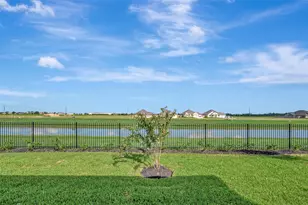 12019 Old Fashion Cir, Mont Belvieu, TX 77535 - Photo 31