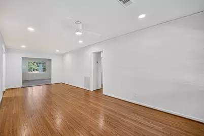 946 Lamonte Lane, Houston, TX 77018 - Photo 5