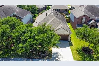 8619 Debbie Terrace Drive, Cypress, TX 77433 - Photo 5
