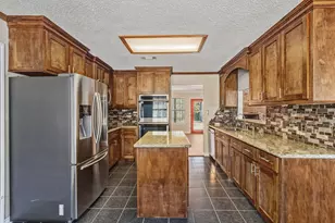 6214 Bayou Blvd, Baytown, TX 77521 - Photo 13