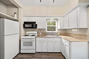 4618 McKinney St, Houston, TX 77023 - Photo 5