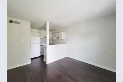 101 Brookside Lane #32, Sealy, TX 77474 - Photo 5
