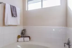 14202 Ballfour Park Ln, Houston, TX 77047 - Photo 11