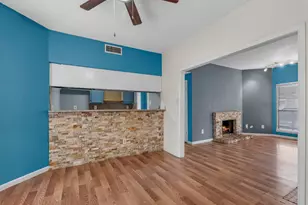 10179 Oakberry St, Houston, TX 77042 - Photo 11