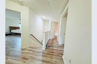 9507 Narnia Springs Court, Houston, TX 77075 - Photo 11