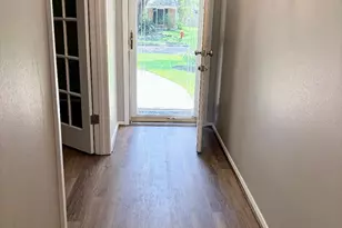15930 Buccaneer Ln, Houston, TX 77062 - Photo 3