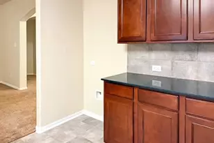 341 Lake Line Dr, Alvin, TX 77511 - Photo 7