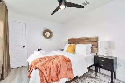 3735 Mainer Street #B, Houston, TX 77021 - Photo 11