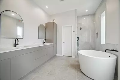 3903 Yale Heights Drive, Houston, TX 77018 - Photo 27