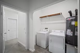 1020 10th St, Hempstead, TX 77445 - Photo 25