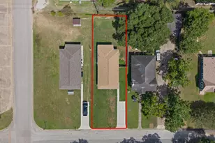 1020 10th St, Hempstead, TX 77445 - Photo 37