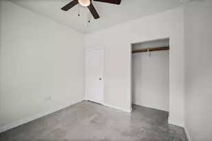 1020 10th St, Hempstead, TX 77445 - Photo 21