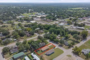 1020 10th St, Hempstead, TX 77445 - Photo 43