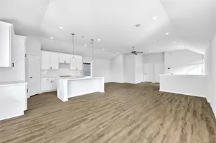 14211 Aston Pne Dr, Houston, TX 77032 - Photo 9
