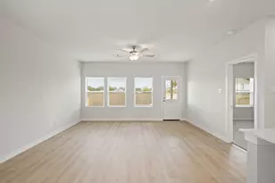 2402 Forshire Rd, Conroe, TX 77306 - Photo 9