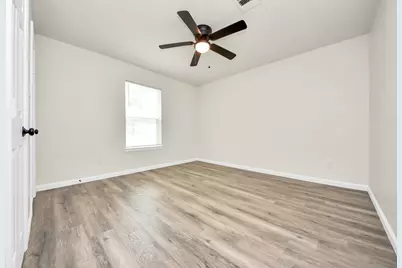 4802 Alvin Street, Houston, TX 77033 - Photo 31
