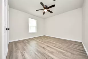 4802 Alvin St, Houston, TX 77033 - Photo 31