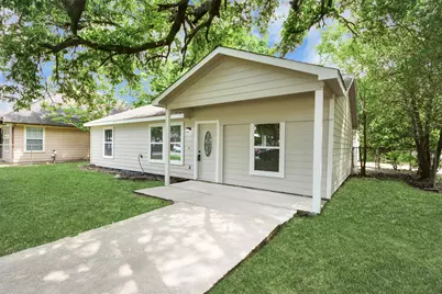 4802 Alvin Street, Houston, TX 77033 - Photo 1
