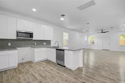 9932 Fillmore Street, Houston, TX 77029 - Photo 9