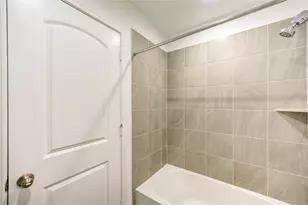 5406 Castlebury Meadows Dr, Spring, TX 77373 - Photo 27