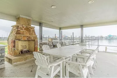 580 Pleasure Island Boulevard #207, Port Arthur, TX 77640 - Photo 7