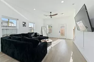 3034 Gray St, Houston, TX 77004 - Photo 7