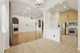 18303 Heathridge Ln, Cypress, TX 77433 - Photo 17