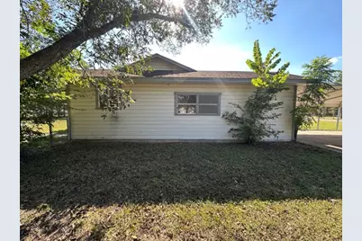 612 S East Street, Edna, TX 77957 - Photo 5